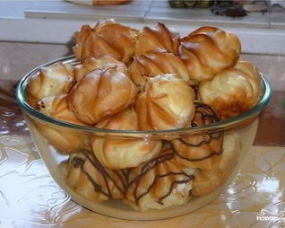 Профитроли с заварным кремом