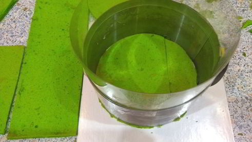 торт с профитролями