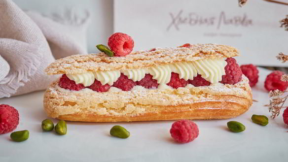 Рецепт Эклера Страсть с малиной