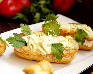 Эклеры с крабовой начинкой