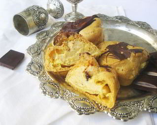 Эклеры с ореховым кремом пралине