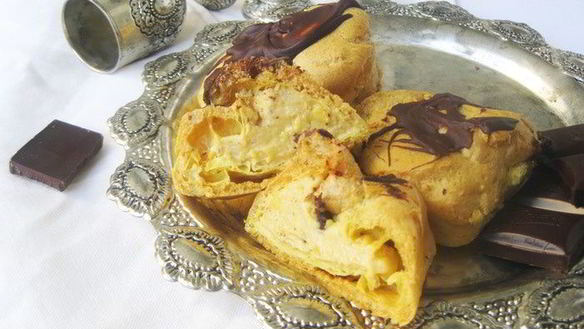 Рецепт Эклеров с ореховым кремом пралине