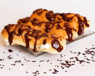 Заварное тесто для эклеров