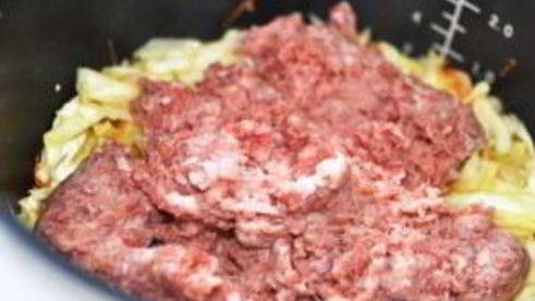 капустная запеканка с фаршем в мультиварке