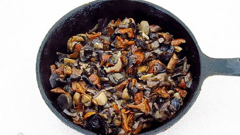 картофельная запеканка с грибами в мультиварке