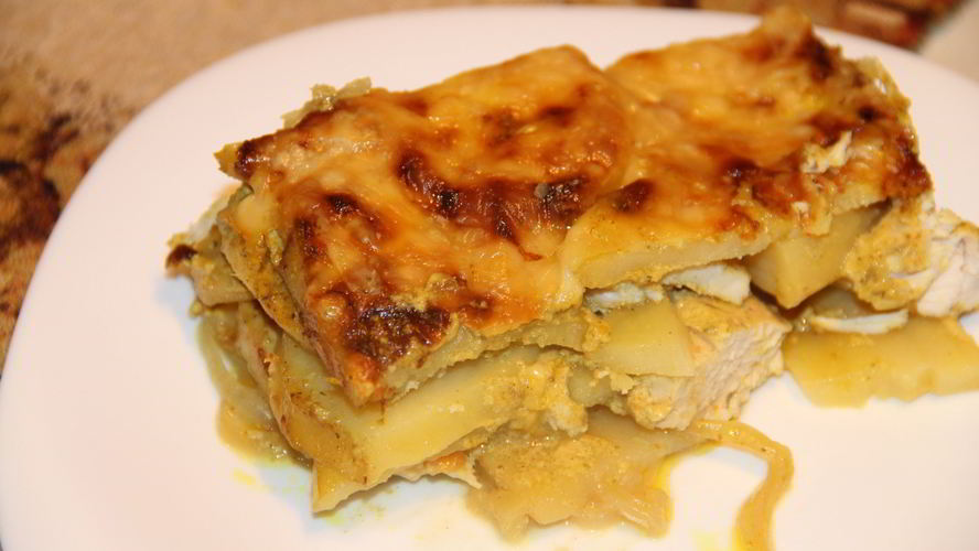 Рецепт картофельной запеканки с курицей и сыром
