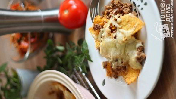 Рецепт Запеканки из фарша с кукурузными чипсами начос
