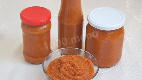 аджика из кабачков с томатной пастой на зиму