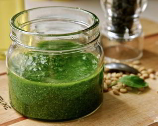 Аджика из зеленых помидоров