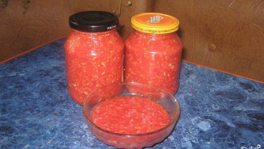 Рецепт аджики с хреном и чесноком на зиму