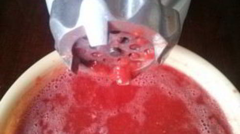 аджика с морковкой и яблоками