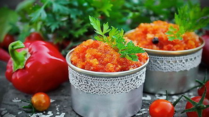 Рецепт овощной аджики с перцем и кабачками