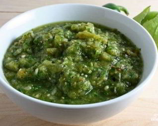 Вкусная аджика из зеленых помидоров