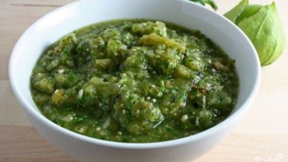 Рецепт Вкусной аджики из зеленых помидоров