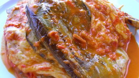 Рецепт Запеканки из баклажанов с аджикой и моцареллой