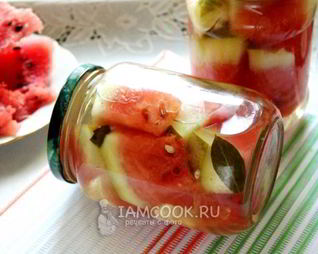 Арбузы в сладком маринаде без уксуса