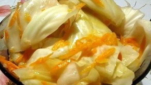 Рецепт Домашней квашеной капусты в горячем рассоле