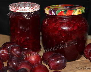 Бруснично-сливовый джем