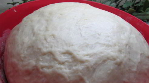 булочки с абрикосовым джемом