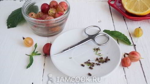 джем из крыжовника, лимона и мелиссы