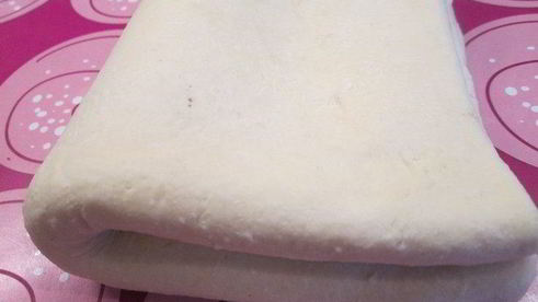 елочка с джемом из творожно-слоеного теста