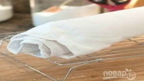 рулет с джемом