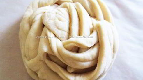 слоеные булочки с малиновым джемом