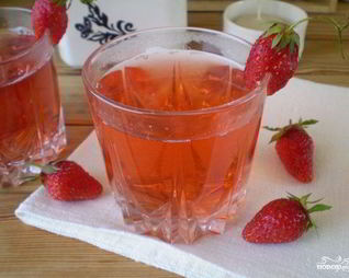 Клубничный компот