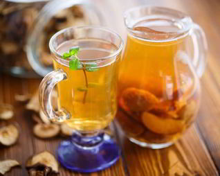 Компот из абрикосов и яблок