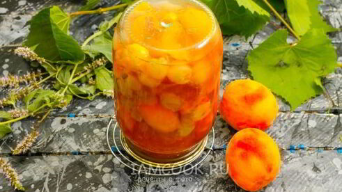 компот из персиков и винограда на зиму