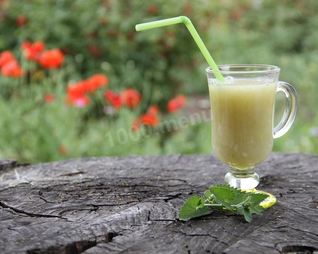 Компот из ревеня Riebelsuppe