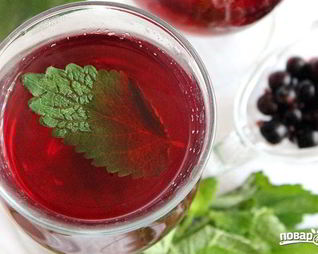Компот из смородины