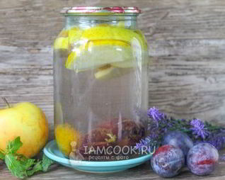 Компот из яблок и слив на зиму