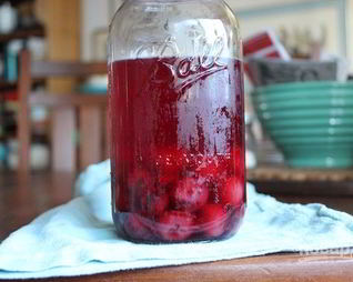 Вишневый компот детям