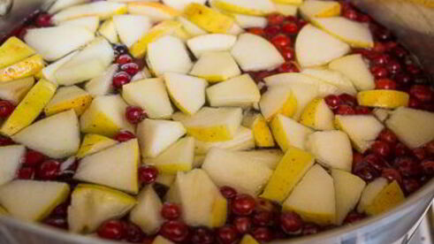 яблочно-клюквенный компот с имбирем