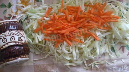 квашеная капуста с клюквой