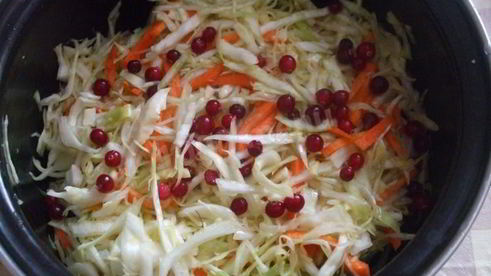 квашеная капуста с клюквой