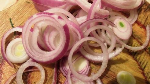 лук, маринованный в гранотовом соке