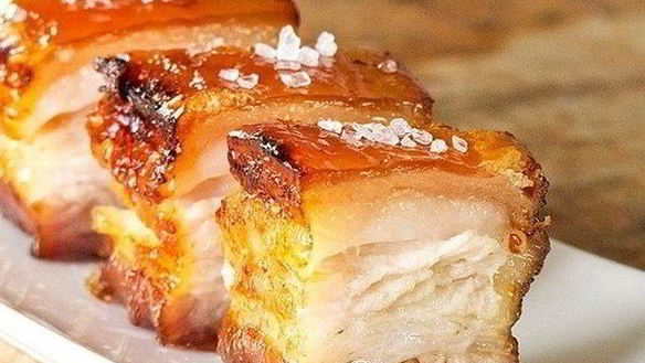 Рецепт Маринованного с чесноком и специями сало, запеченное в духовке