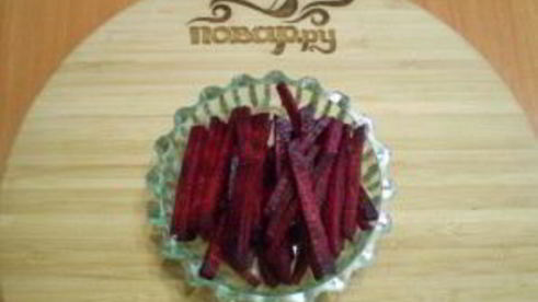 маринованный лук со свеклой на зиму