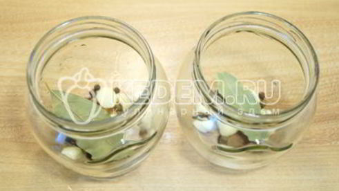 маринованные помидоры черри с петрушкой