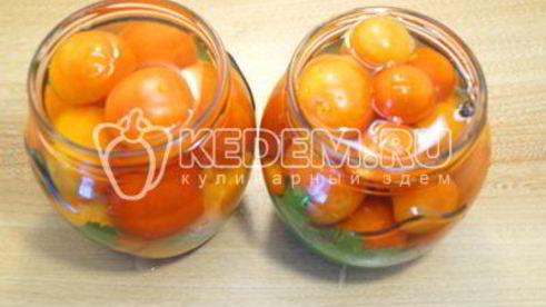 маринованные помидоры черри с петрушкой