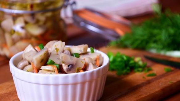 Рецепт Маринованных шампиньонов с овощами