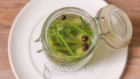маринованные стрелки чеснока