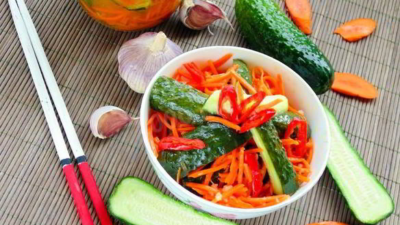 Рецепт Огурцов по-корейски на зиму пальчики оближешь