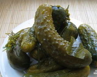 Острые огурчики на зиму