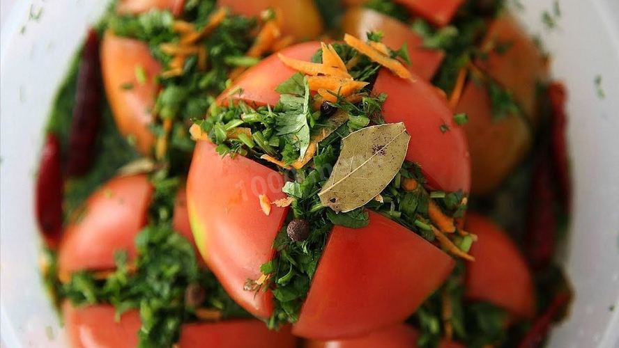 Рецепт малосольных фаршированных помидоров