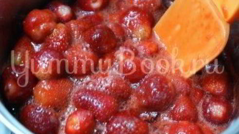 клубничное варенье с желином