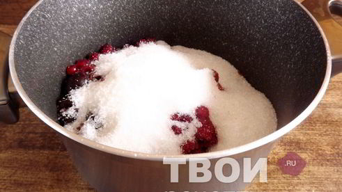 ягодный конфитюр