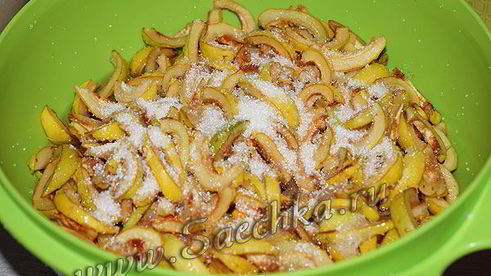 японская айва на зиму